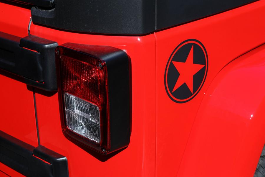 Детали экстерьера Jeep Wrangler Freedom (JK) 2018 года  (AU) (фото 8 из 8)
